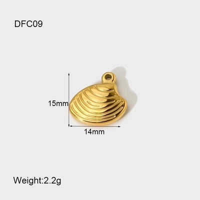 Clam Shell Charm