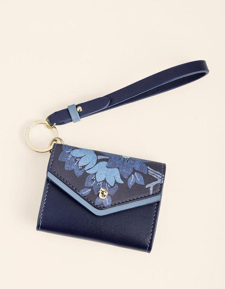 Spartina 449 Mini Wristlet – Japonica Floral Navy Spartina 449 Mini Wristlet | Japonica Floral Navy Wallet Bags