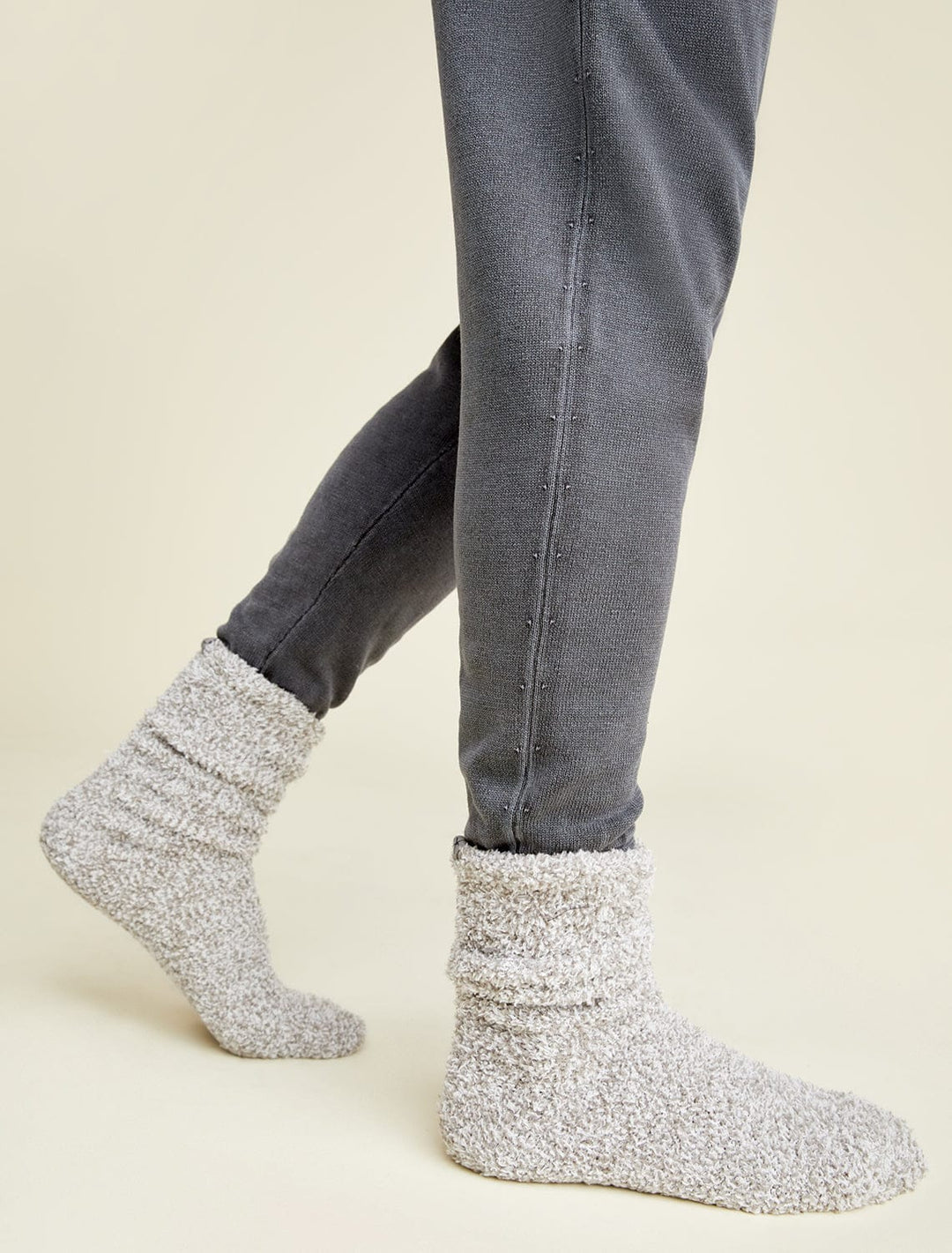 Barefoot Dreams Cozychic Heathered Men&