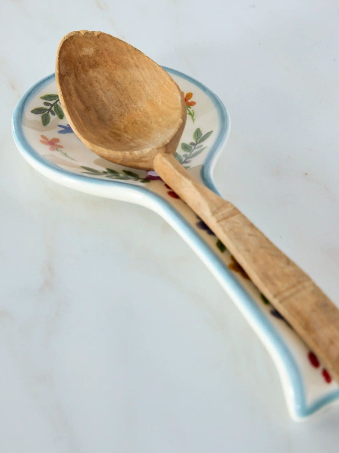 Chicken Ceramic Spoon Rest Chicken &amp; Floral Ceramic Spoon Rest – Dishwasher Safe Home