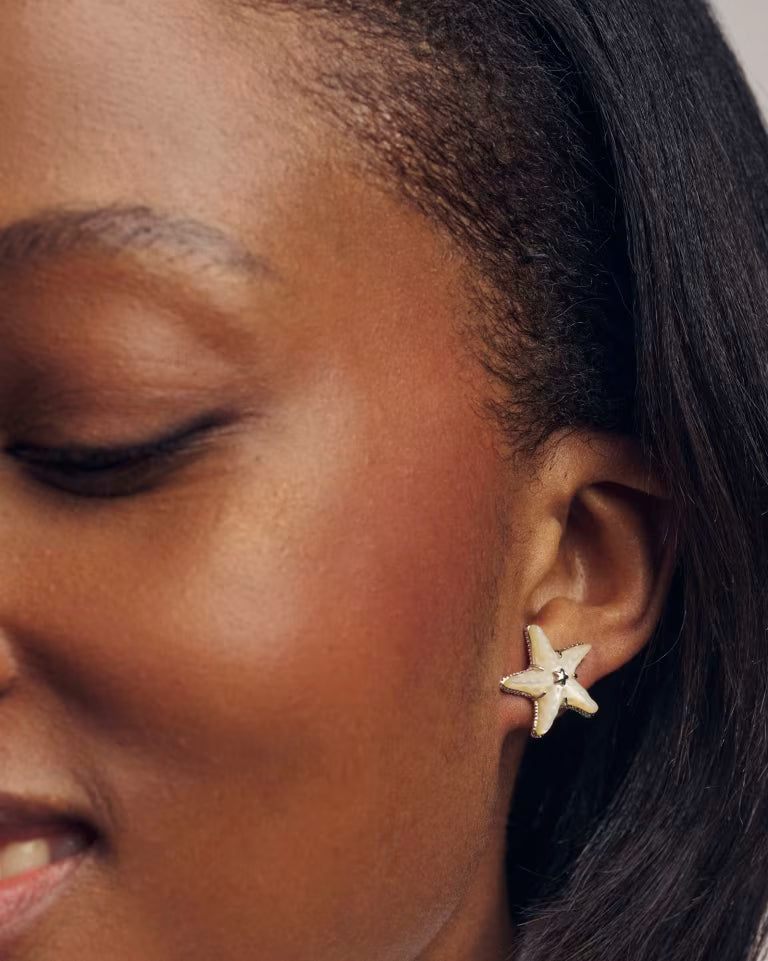 Kendra Scott Parker Starfish Silver Stud Earrings in Natural Mother of Pearl