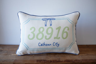 06410 Cheshire Blue Bow Frame Pillow